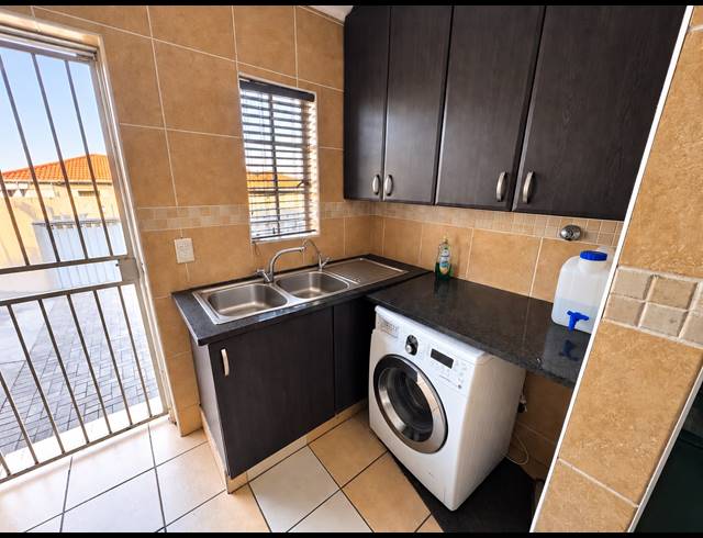 3 BEDROOM HOUSE FOR SALE IN BEN FLEUR